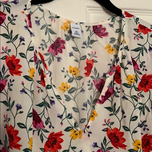 TALL SIZE Boho style floral blouse - Picture 2 of 5